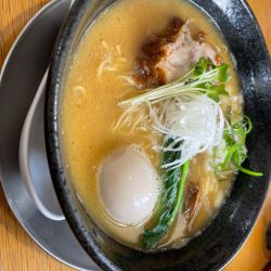 味玉こってり鳥中華ラーメン