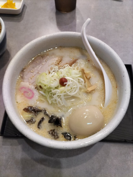 「しおラーメン」@らーめん 山頭火 越谷イオンレイクタウン店の写真