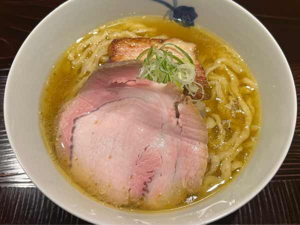 「塩 中太手もみ麺」@麺 みつヰの写真