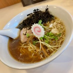 煮干しだし醤油ラーメン(並)＋バラのり