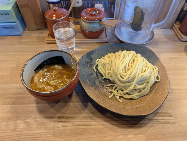 「つけ麺中盛 330g ひやもり」@つけ麺屋 やすべえ 高田馬場店の写真