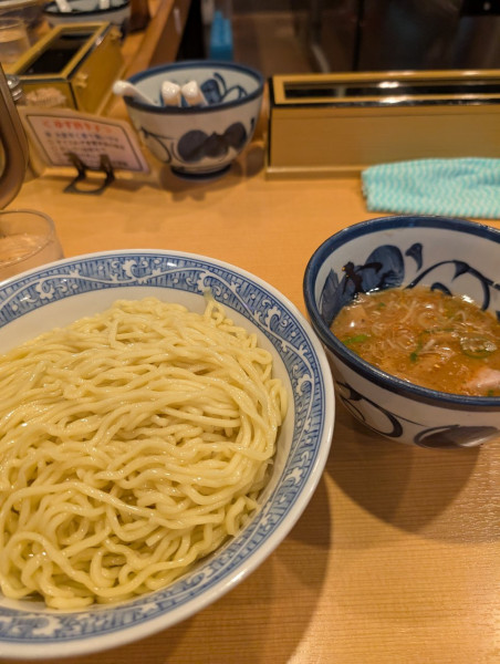 「つけ麺大盛り」@中華そば 青葉 大宮東口店の写真