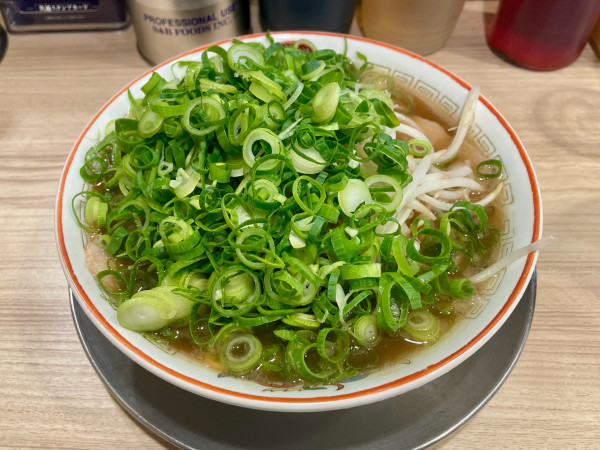 「サッポロ赤星 ＋ 皿チャーシュー → 正油ネギ」@鯨人の写真