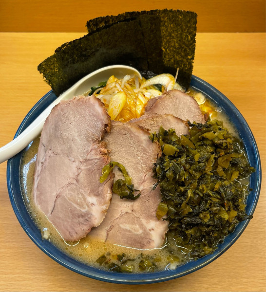 「チャーシューメン大盛り、辛ネギ、高菜」@無邪気 自由が丘南口店の写真