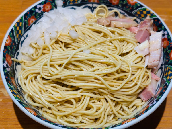 「秋刀魚オイル和え玉 ダブル 600円」@亀戸煮干中華蕎麦 つきひの写真