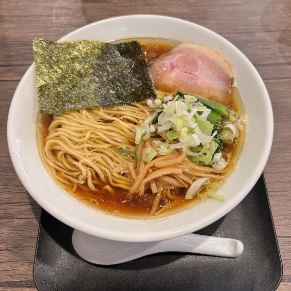 三つ由の中華そば（980円）