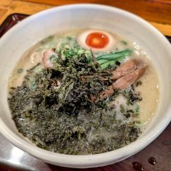 岩海苔塩ラーメン1080円