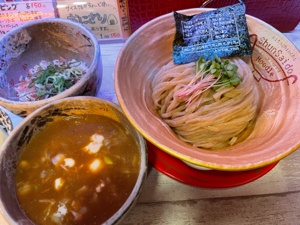 「シーフードカレーつけ麺　大盛り　具ダブル　おじやセット」@カレーラーメン専門店 旬彩堂 北新地店の写真