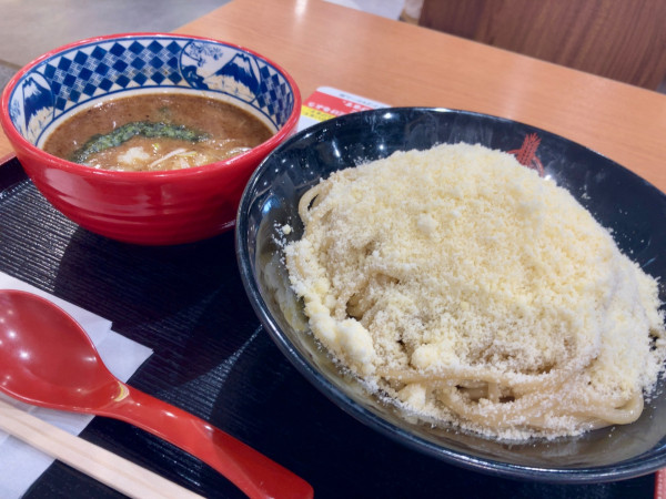 「濃厚やりすぎチーズつけ麺1,200円」@つけ麺専門店 三田製麺所 イオンモールナゴヤドーム前店の写真