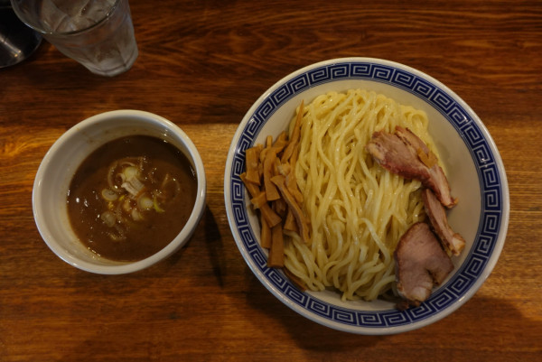 「濃厚つけ麺・大盛（1,050円）」@神保町 可以の写真
