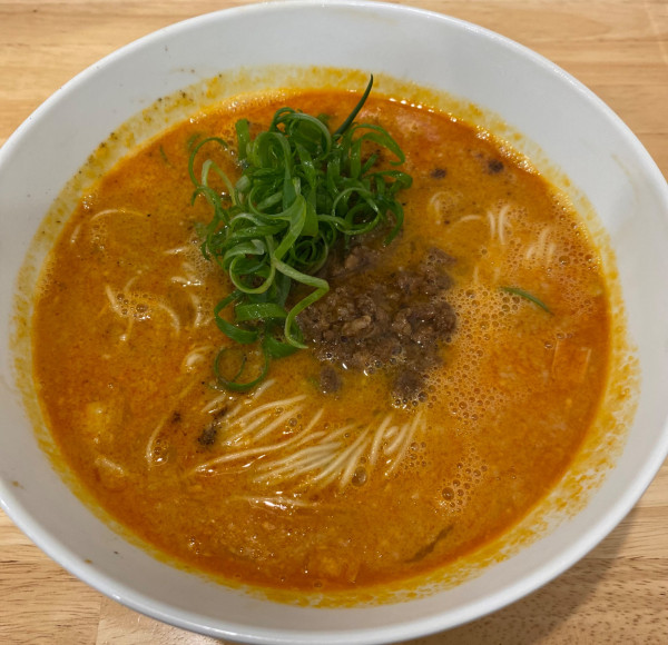 「担々麺　1100円」@地球の中華そばの写真