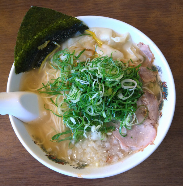 「塩ワンタン麺」@来来亭 石神井店の写真