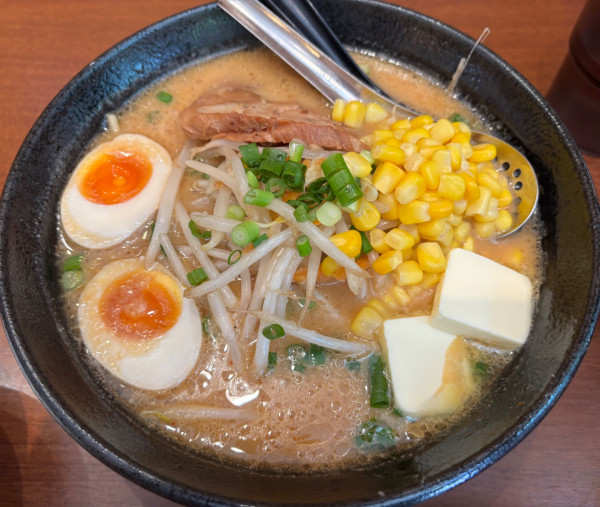 「味噌バターコーンラーメン」@火炎山の写真
