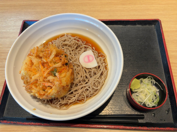 「冷）かき揚げそば」@そばいち ペリエ海浜幕張店の写真