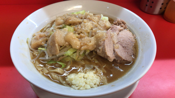 「ラーメン   茹で前300g   ¥1050」@ラーメン ノックアウト 小松川店の写真