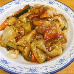 スタミナ冷やし 830円