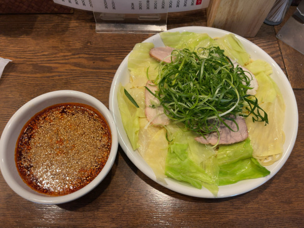 「大盛1.5玉（1500円）」@広島風冷しつけ麺 楽の写真