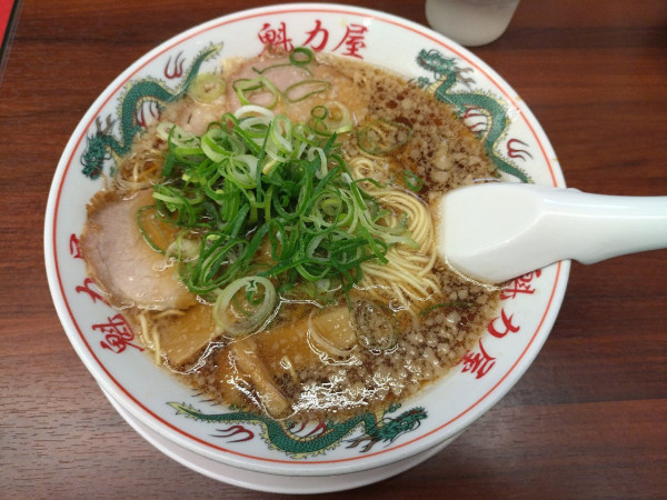 「京都背脂醤油ラーメン825円」@ラーメン魁力屋 霧が丘店の写真