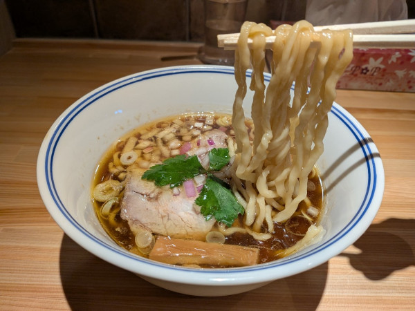 「ゑびすそば 醤油」@らぁめん ゑびすやの写真