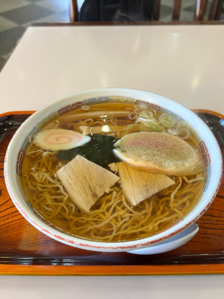 「中華そば 並盛り」@名代三角そばや 横手店の写真