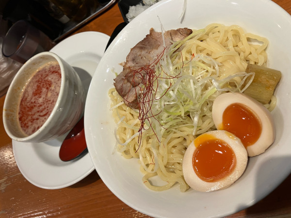 「特製辛味つけ麺」@大阪らーめん研究所の写真