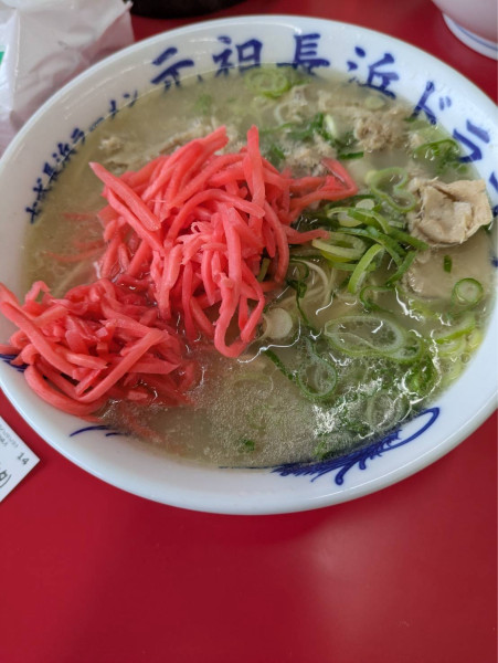 「ラーメンベタ生　550円」@古式長浜ラーメン 元祖 長浜ドラゴン 新宮店の写真