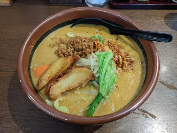 「北海道味噌野菜カレーらーめん」@蔵出し味噌 麺場千代商店 富士店の写真