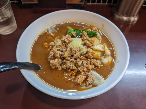 「ぼくはカレー私はカレーラーメン」@麺やOKの写真