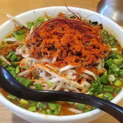 みそオロチョンらーめん・激辛