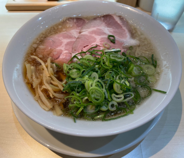 「京都熟成醤油ラーメン」@京都ラーメンよこ川 府中店の写真