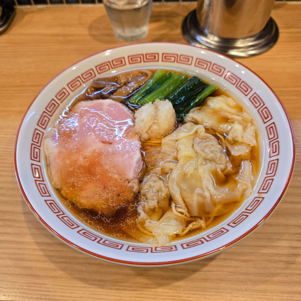 「ワンタン麺」@中華そば えにしの写真