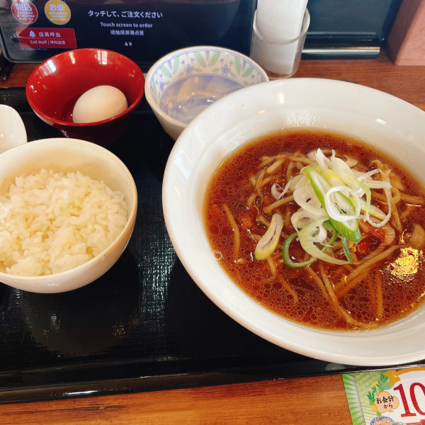 「あんかけラーメン 玉かけ朝食 490円 麺少なめ-60円」@伝丸 17号渋川伊香保IC店の写真