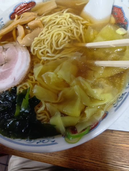 「ワンタン麺（大盛り）」@娘娘の写真