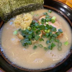 にんにくラーメン＋替え玉　¥950＋120