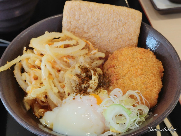 「朝そば（温玉、コロッケ：450円）」@ゆで太郎 北本深井店の写真