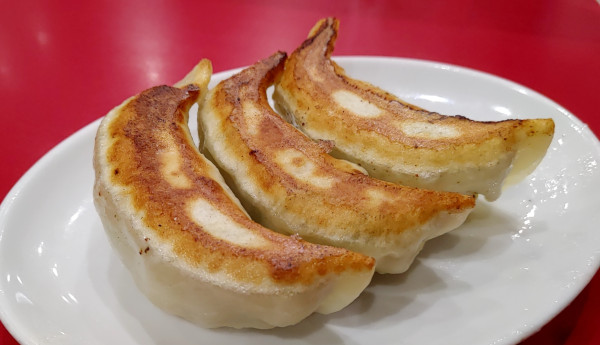 「ぎょうざ（３個）」@一品香 駒生店の写真