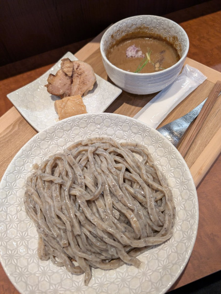 「御影つけめん 中」@手打式特級多加水 御影麺 鏑矢の写真