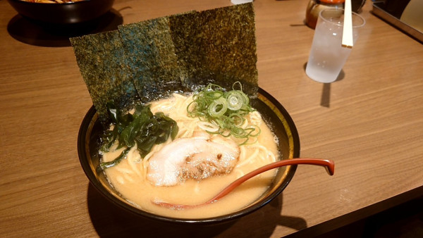 「ラーメン醤油」@旗っさし家 藤枝店の写真