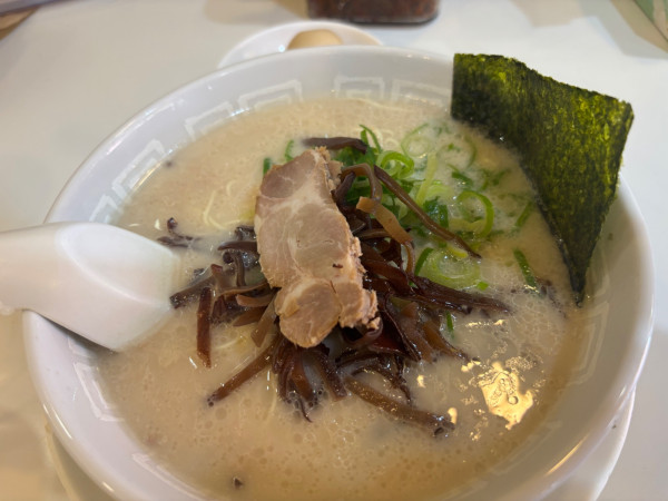 「ラーメン、たまご」@博多天神 池袋店の写真