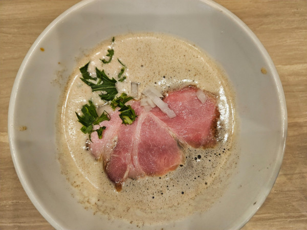 「TORI白湯らーめん(醤油)」@麺〜seeness〜なかの 本店の写真