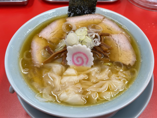 「チャーシューワンタン麺+赤星」@千住 チャーシュー軒の写真