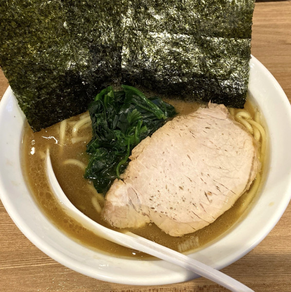 「ラーメン 850円」@家系らーめん やなぎやの写真