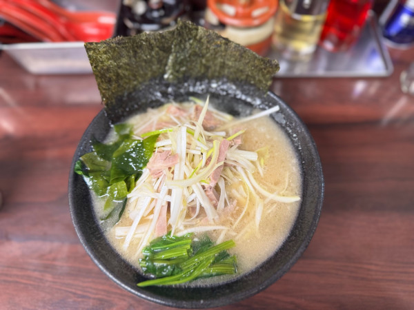 「ネギラーメン 800円」@まーちゃんらぁめんの写真
