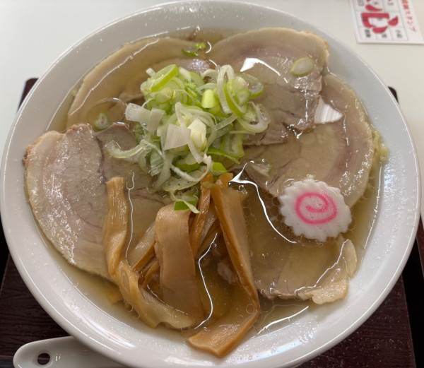 「中華そば➕チャーシュー」@中華そば 横綱の写真