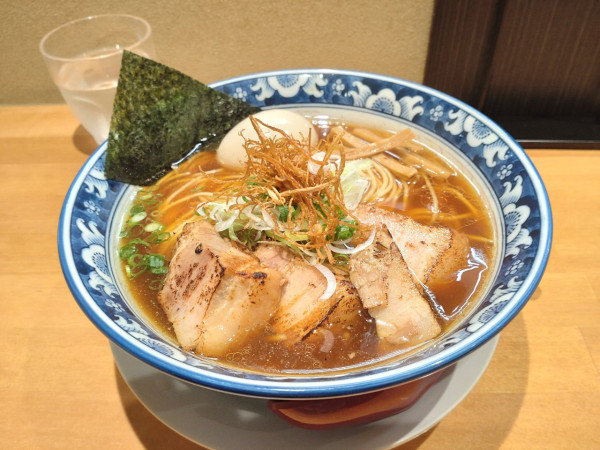「特製醤油らぁ麺　麺大盛」@麺処 桂の写真