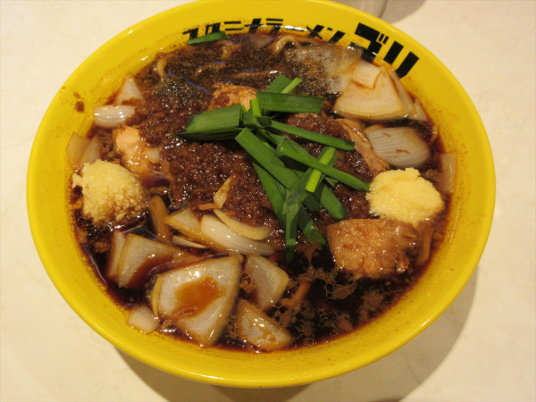 「スタミナ醤油（900円→500円）」@スタミナラーメン ゴリの写真