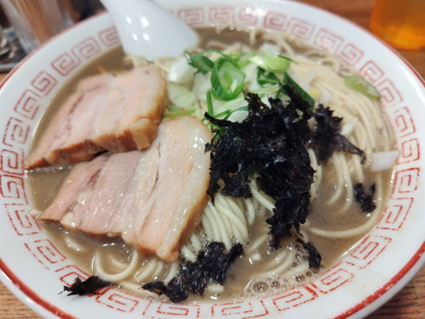 「濃厚煮干そば大盛り 900円」@煮干中華そば専門 煮干丸の写真