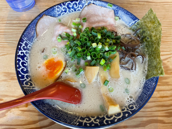 「全部のせ　￥８５０」@博多ラーメン 鶴亀堂 大府店の写真