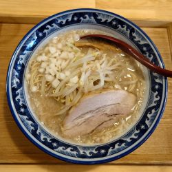 こってりラーメン(塩、950円)