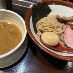 特製つけ麺1350円 大盛100円